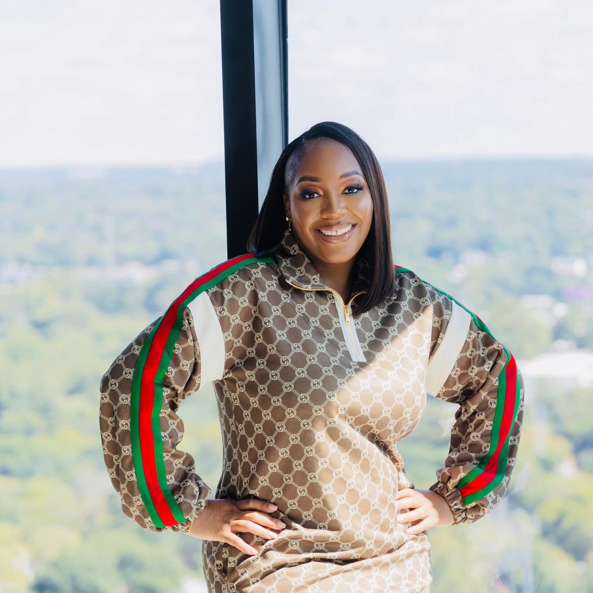 Scrubs biz mentorship zoom call. Book this 45 min zoom for step by step guidance from our CEO to become successful selling scrubs. This zoom may be one on one or include a small group. A scheduled date and time with be coordinated via email.